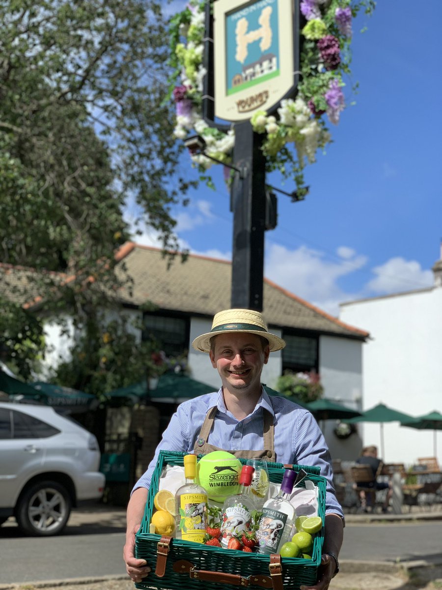 HandWimbledon's tweet photo. Here at the Hand in Hand we have a basket full of @sipsmith infusions for you to try when you need a break from tennis.πΎπβοΈπΈ
#Wimbledon2022 #youngspubs #wimbledontennischampions #sipsmithgin #wimbledoncommon https://t.co/O1ue3BTpl1