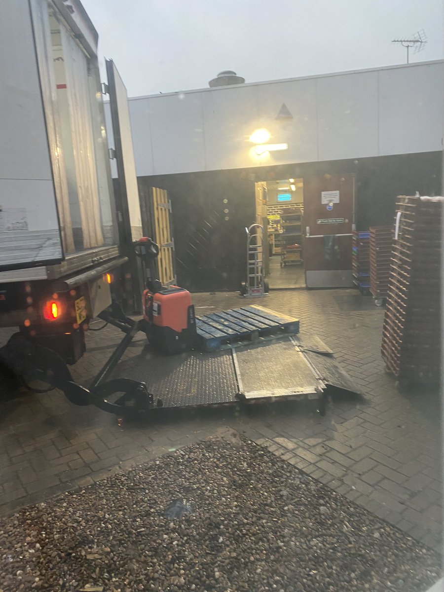 Brad Burton tweet media