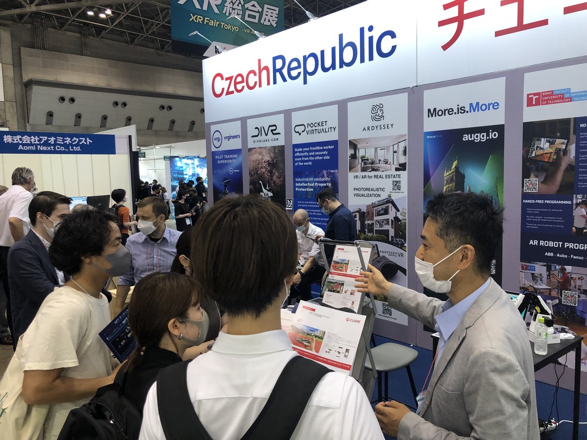 CLDXR_com's tweet photo. Day 1 at XR Fair Tokyo
#CLDXR #AR #WebAR #Tokyo #AugmentedReality https://t.co/Lgf4ml2t81