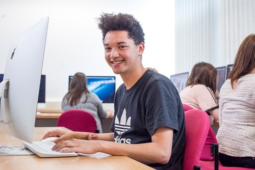 WestLoCollege's tweet photo. West Lothian College is #WhereYouCan upskill!

Our HNC Admin &amp; IT Year 1 part time course offers the perfect opportunity for career progression 💻 💻

Apply now! 

https://t.co/MlIozdJ7CJ

#Admin #IT #PartTimeCourse #ChooseCollege https://t.co/JHnss1Lg5q