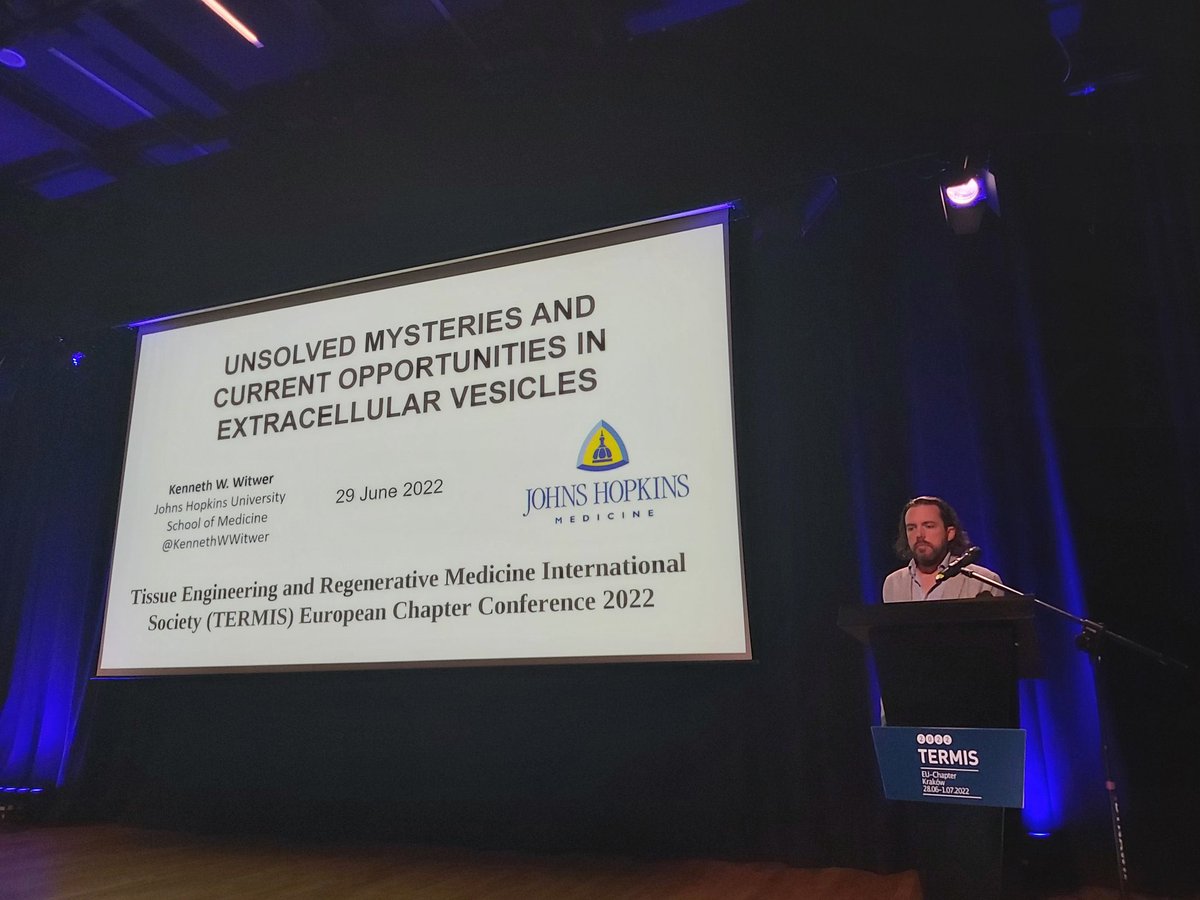 Really enjoyed sharing my enthusiasm for #ExtracellularVesicles with the audience at #TermisEU2022 <a href="/TermisEU2022/">TERMIS-EU 2022 Krakow</a> @IsevComms thanks <a href="/MathieuBrunet_/">Mathieu Brunet</a> for the pic!