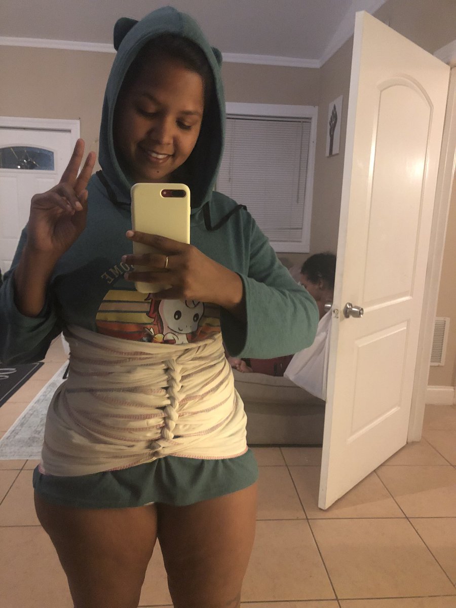MarsDoula's tweet photo. Late night belly binding yesterday 💜 https://t.co/OLpR0C75Zc