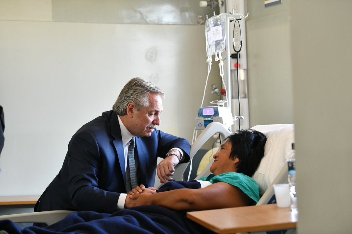 alferdez's tweet photo. Quiero volver a manifestar mi compromiso con Milagro Sala.

Desde siempre he planteado lo indebido de su detención y lo irregular del proceso. Milagro ha sido perseguida, hace 7 años que está privada de su libertad y tanto su salud como la de su marido se han deteriorado mucho. https://t.co/Hbg7OLu6qr
