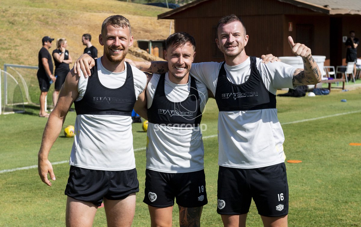 MarkScatesPhoto's tweet image. 🇱🇻🎾 || #Stephenkingsley, #Barriemckay &amp;amp; #Andyhalliday the victorious team in today's head tennis competition at training #hmfc #hearts #heartsfc #jambos #hesrtofmidlothian