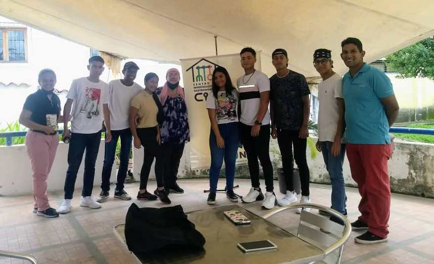 La <a href="/uney_oficial/">UNEY</a> abrió sus espacios a estudiantes para la acreditación de saberes en el área de panadería junto al <a href="/Incesocialista/">Inces</a> y el Colegio El Reverendo. #29DeJunio @TibisayLucena8 <a href="/MedozaWullian/">Wullian Mendoza</a> <a href="/marioyovera/">Mario Yovera</a> <a href="/arbolve/">ArbolVe</a> <a href="/mmaryely/">Ⓜ️🅰️YE🌟Turismo</a> <a href="/RafaelEMotaHerr/">RafaelE Mota Herrera</a> <a href="/aryelisyl/">@ry€l¡$</a> <a href="/ArrietaEduardo/">Eduardo Arrieta</a>