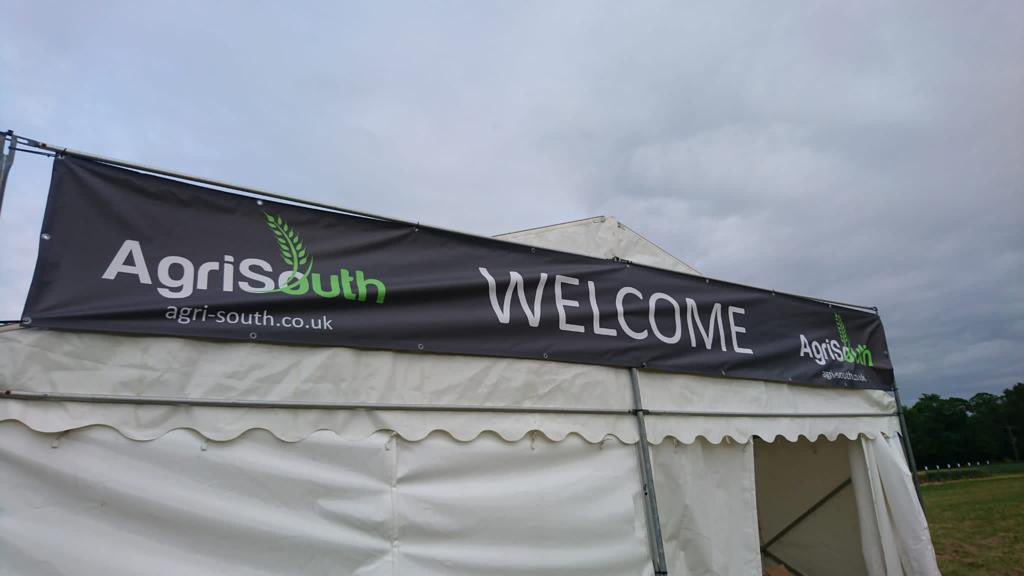 GVE_Agri_Events's tweet photo. We’re almost there! 
Join us for breakfast at 9am tomorrow sponsored by @KrestonReeves at their stand. #FavershamShowground #croptrials #arableevent #agriculture
Don’t forget to pre-register to save time at the entrance at https://t.co/BISRKlWu4r See you soon! 🌾🚜👩‍🌾🥐🥓💚 https://t.co/lIi02mmJn3