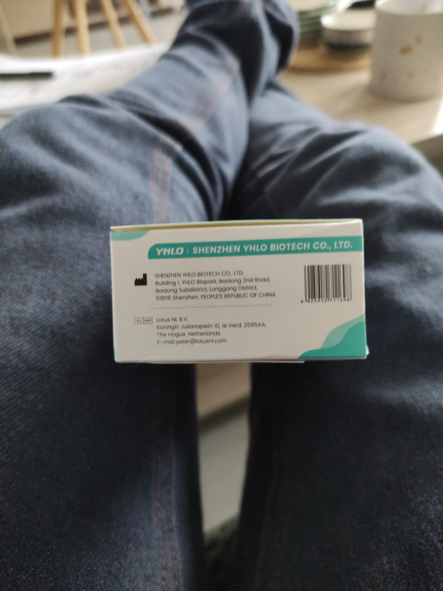 sylvestrearnpro's tweet photo. Que c'est irritant de trouver quasiment que des #autotests #madeinchina quand on connaît le lieu de provenance de la #COVID et l'absence de transparence de la Chine sur le sujet... #madeinFrance #cfaitou #Sante #Pharmaindustrie https://t.co/WUzYPJeuvA
