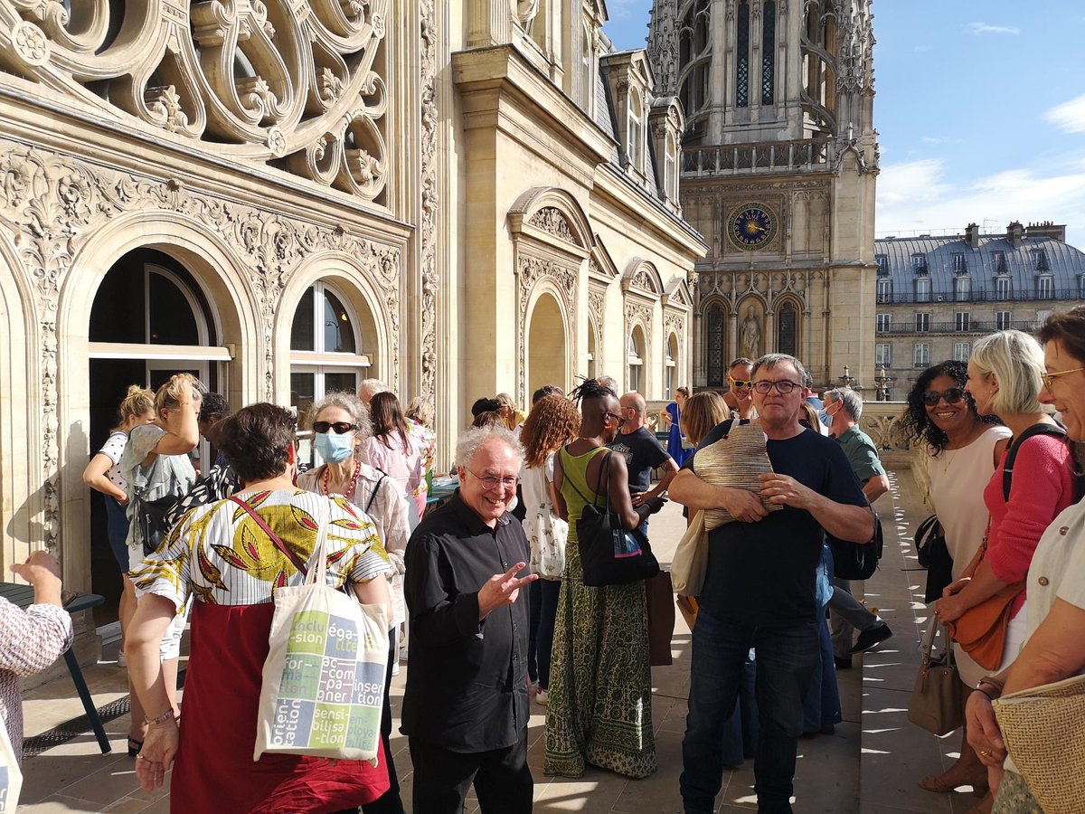 La @FCPE_Paris salue chaleureusement Antoine Cancellieri pour la construction des nombreux ponts entre le @Le_CIDJ et la FCPE Paris. L'aventure continue !