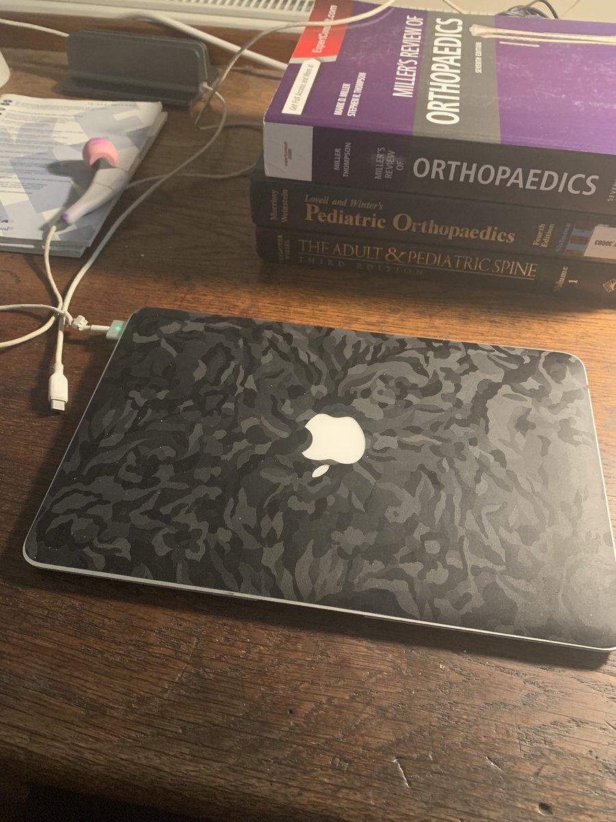 mic_durand's tweet photo. Our flat burgled last week in Princes Park. 3 laptops, USB drive, AirPods and a drone gone. Chunk of her PhD work is on two of the laptops with backups on the USB. Please RT and help us get them back https://t.co/E2QHVsyicv