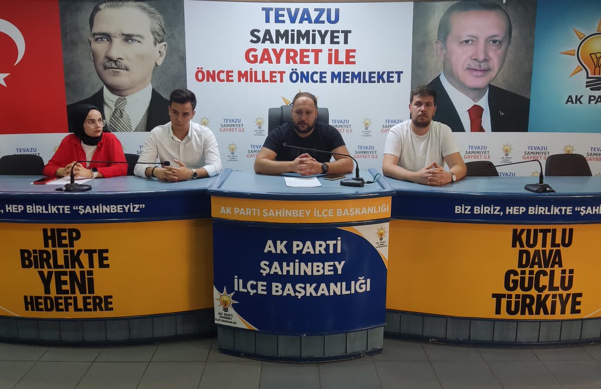 burakcaldran's tweet photo. Haftalık olağan yönetim kurulu toplantımızı kıymetli kardeşlerimizin katılımıyla gerçekleştirdik.

Toplantımız hayırlara vesile olsun. https://t.co/m3zZklgGo3