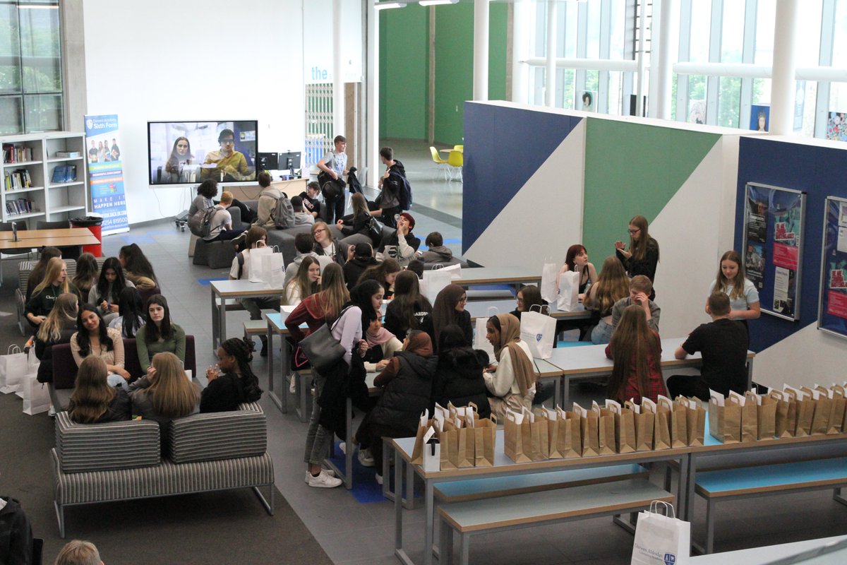 DarwenAcademy's tweet photo. A great day at DACA Sixth Form yesterday. Students experienced taster sessions, guest speakers, enjoyed the social space and food! All at DACA are really looking forward to seeing you all in Sept. Good luck with your results and we can't wait to be part of your post16 journey. https://t.co/3KSoKiI4ar