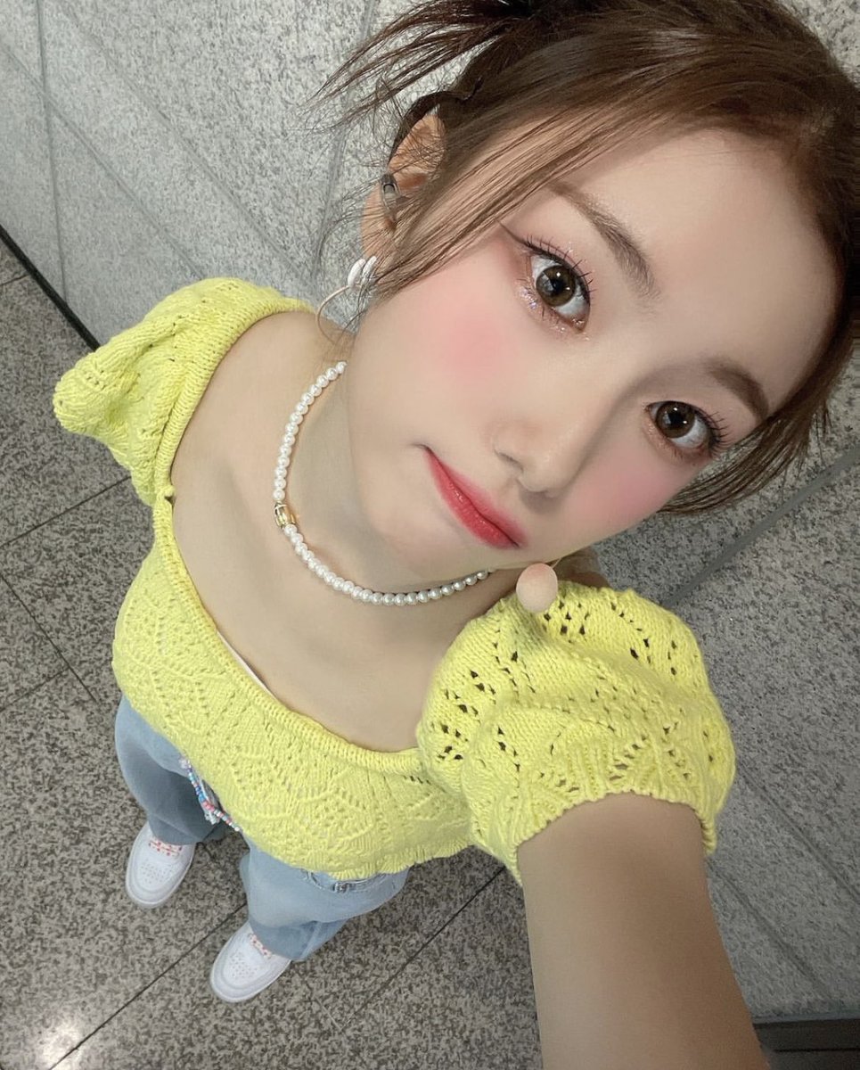 dayoungspace's tweet photo. Dayeon is teaching her well
#서영은 #YOUNGEUN #김다연 #DAYEON #Kep1er #케플러 #DAYOUNGZ https://t.co/So416NH19H