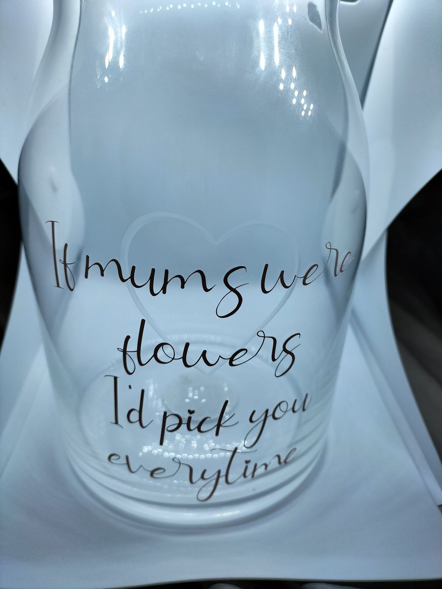 abcraftlab's tweet photo. #buymyshithour
Look at what we can make for you ☺️ feel free to have a look and any personalisation let us know 
#personalised #gifts #events https://t.co/a15I6cbSqX
