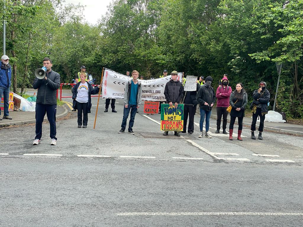 5 brave comrades have been arrested. Others are still standing strong. 

PLEASE GET THERE IF YOU CAN. THERE IS STILL TIME TO STOP THIS FLIGHT. 

#StopDeportations #CharterFlight #Nigeria