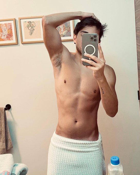 1 pic. ?????? https://t.co/wxfEJuXRXg