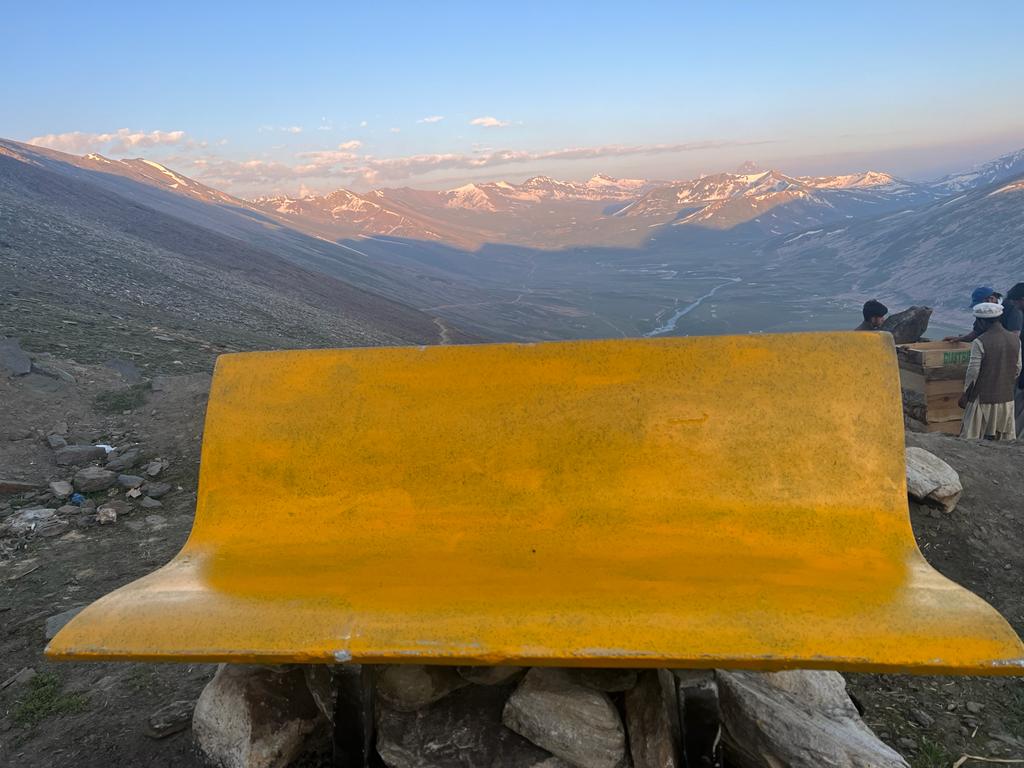 DiamerDc's tweet photo. On the orders of honourable Chief Secretary GB and subsequent instructions of DC Diamer, Assistant Commissioner Chilas &amp; Tehsildar Chilas with the assistance of RADC established Tourist View Point at Babusar top to promote tourism in the area. Selfie point, rest area, information https://t.co/9kUVRJlzY5