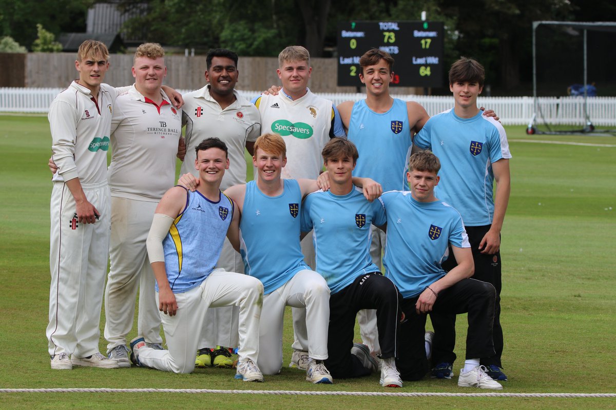 kingalfredkct's tweet photo. After a masterful performance, this upstanding group of gentlemen have just been crowned the King's College Inter-House #Cricket (Senior) Champions for 2022! https://t.co/tGKh9LhGDD