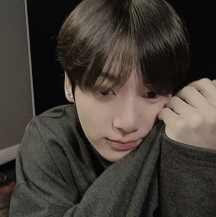 AUS_TIN_69's tweet image. ผมออสตินนะครับ เมคเฟรนกันครับ🥺
♥️- dm+เมคเฟรน
 รี - ฟอลฟรี
#บอทหาเพื่อน #บอทโสด #บอททวิต #บอทใหม่ #บอทเหงา #บอทฟอลฟรี #บอท #บอทฝากติดตาม