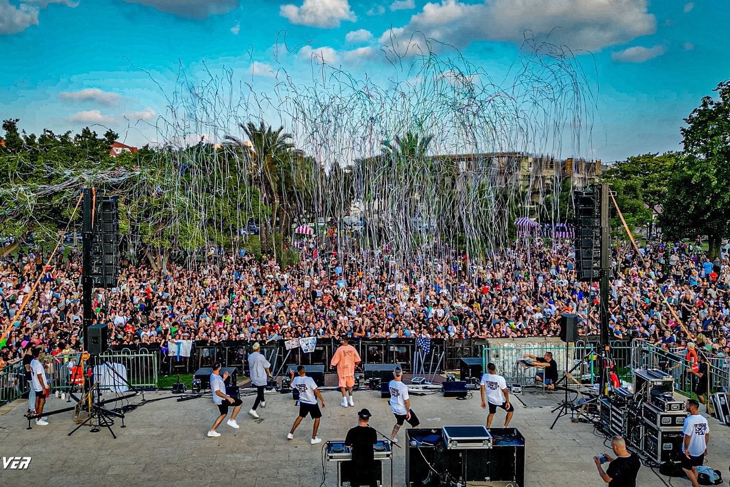 Static and Ben El tweet media