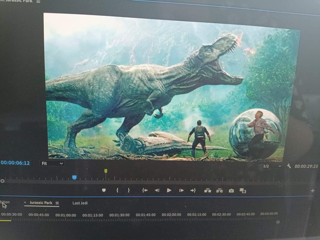 SomStudioSchool's tweet photo. Year 10 Creative Media Production students had a really fantastic morning at @BathSpaUni today learning the art of Green Screen and then learning how to edit images and videos together... Spot Mr P-J hiding in Jurassic Park and Mrs Weale sweeping up in The Last Jedi! 👀👀 https://t.co/20SvU1wK2P
