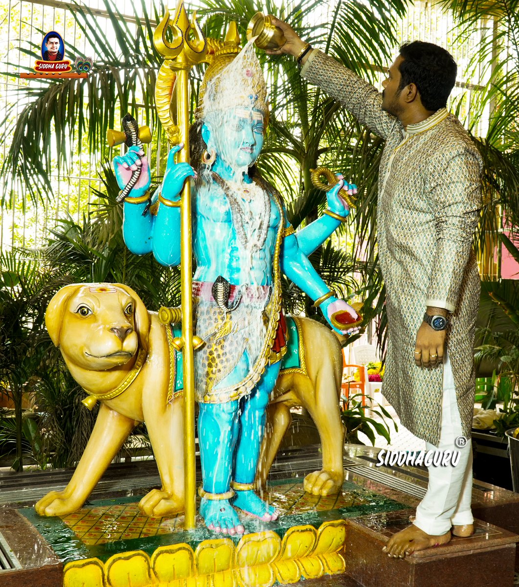 SiddhaguruRM's tweet photo. #Ksheerabhishekam #Selfrealizationday #Siddhaguru https://t.co/dtWN1AG9OK