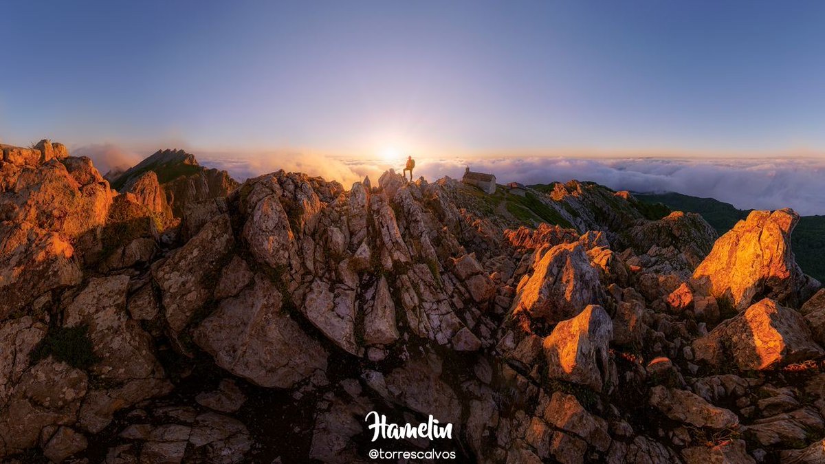 HamelinOfficial's tweet photo. Esta es la 📸 “fotografía de paisaje destacada del día de ayer” realizada por “Samu Torres“ en Hamelin (@samu_y_sugar en instagram) un espectacular amanecer desde Aizkorri (País Vasco)✨
#basquemountains #pasion_por_euskadi #paisvasco
#addicted_to_basque
#hamelin https://t.co/9aludECuDz