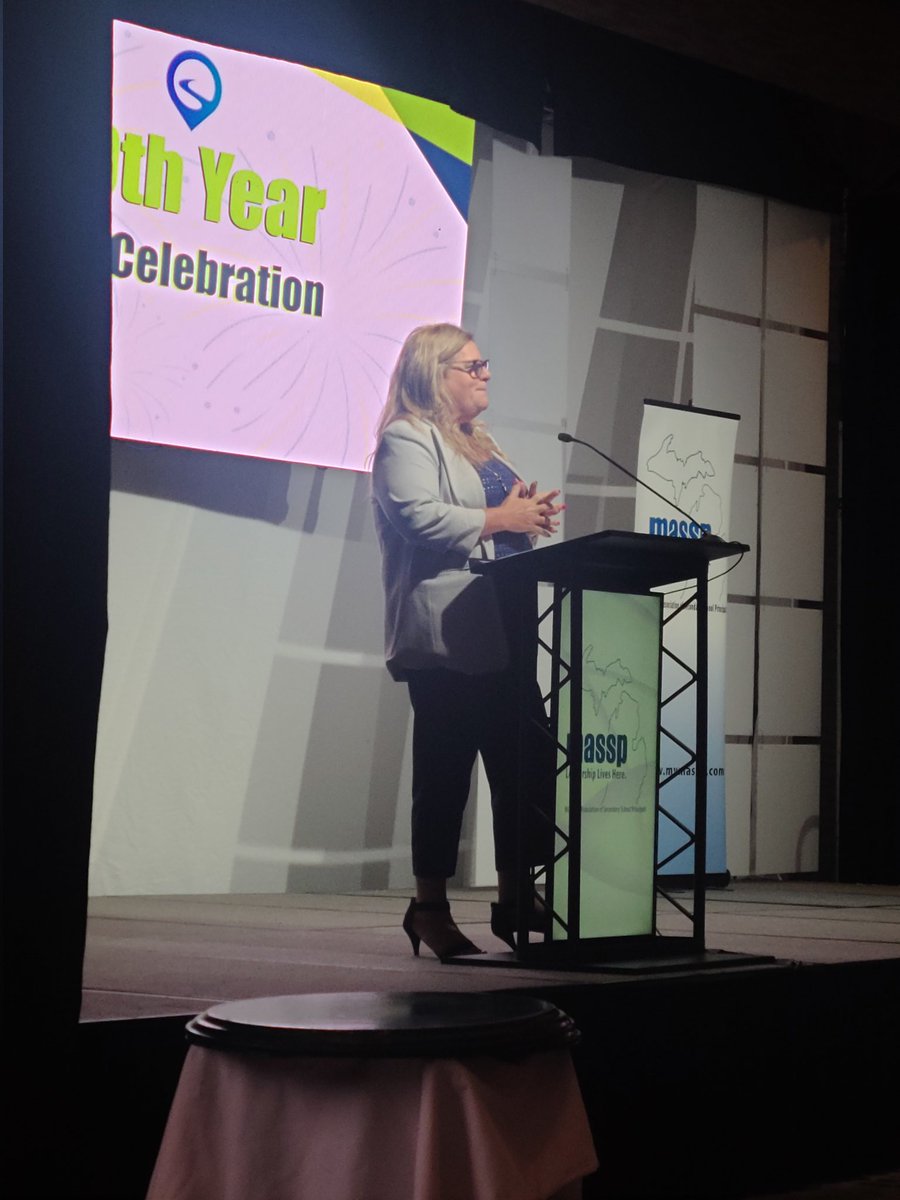 MrBaileyIV's tweet photo. Executive Director @wendyzdeb sharing the @massp #YearInReview and celebrating the impact of the #PathToLeadership program under the direction of Tammy Jackson. What an outstanding opportunity for aspiring administrators! #EdCon22 https://t.co/E9cuaYlQv7
