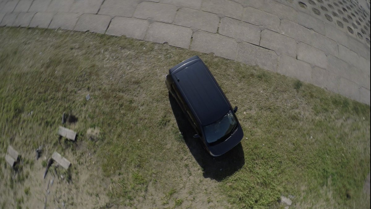 本日のFPVコックピット😄ちゃんと太陽には背中を向けて…
もう外にいたら暑さでフラフラしてしまう🫠