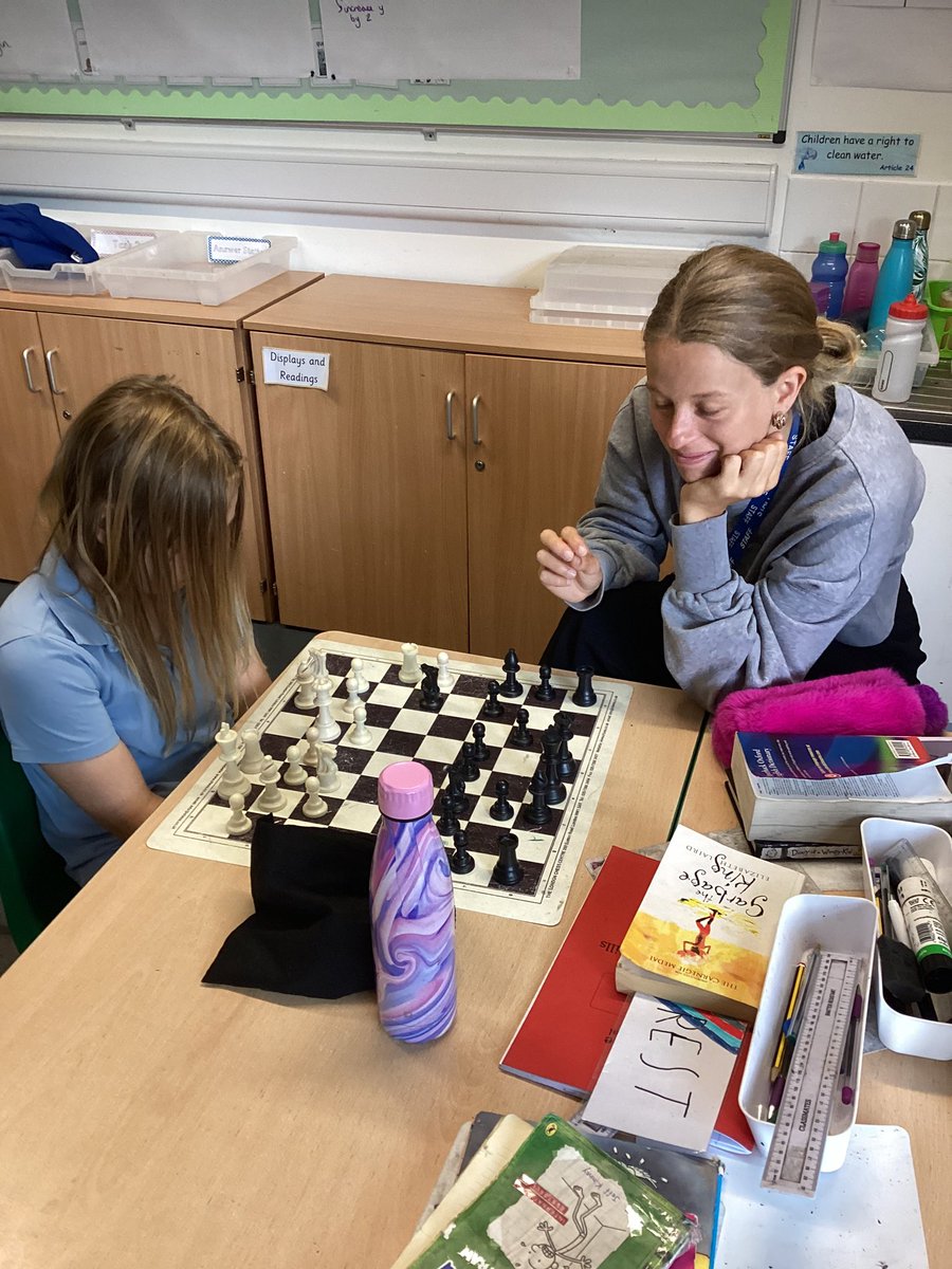 glenfromep's tweet photo. Holly Class vs Sycamore Class! Battle of the Year 5 classes! It’s very tense in here right now… #chess #Year5 #HollyClass #SycamoreClass #thetensionisbuilding https://t.co/GHAHN0XLTO