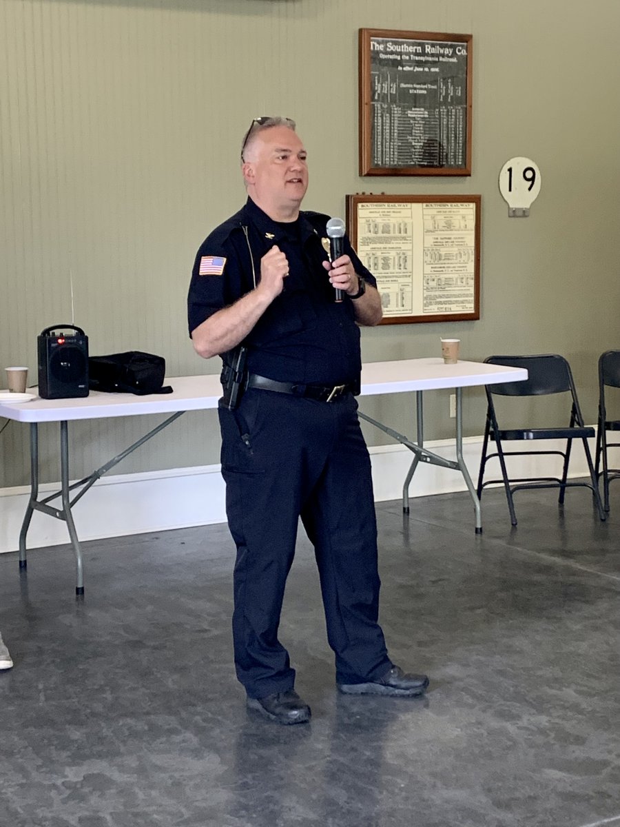 BrevardChamber's tweet photo. Attendees at this week's Coffee Connections got to hear from Chief of Police Tom Jordan about building relationships between the police &amp; local businesses. Thanks to First Victory for sponsoring, Brevard Rotary for providing space &amp; @fmm_brevard for the pastries &amp; coffee! https://t.co/QiZahkjK7V