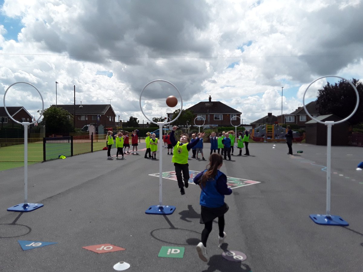 MrCommanderYr2 tweet media