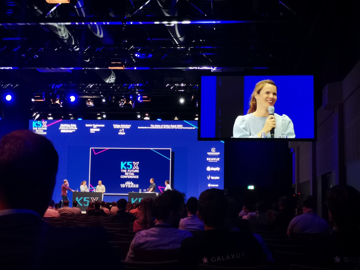 evecommerce_com's tweet photo. Unser #evecommerce Board Member Katrin Tschannen von @migros Online auf der Mainstage an der #k5x im #efood Panel https://t.co/6EV5Wzhx7j