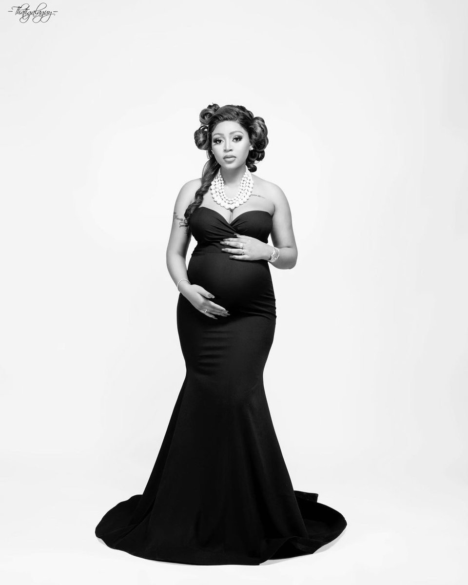 PeachEssencee's tweet photo. Actress Regina Daniels Welcomes Second Son 👶 - https://t.co/4FLWOVk21f Regina Daniels Welcomes Second Son 👶 https://t.co/ApALspviG6