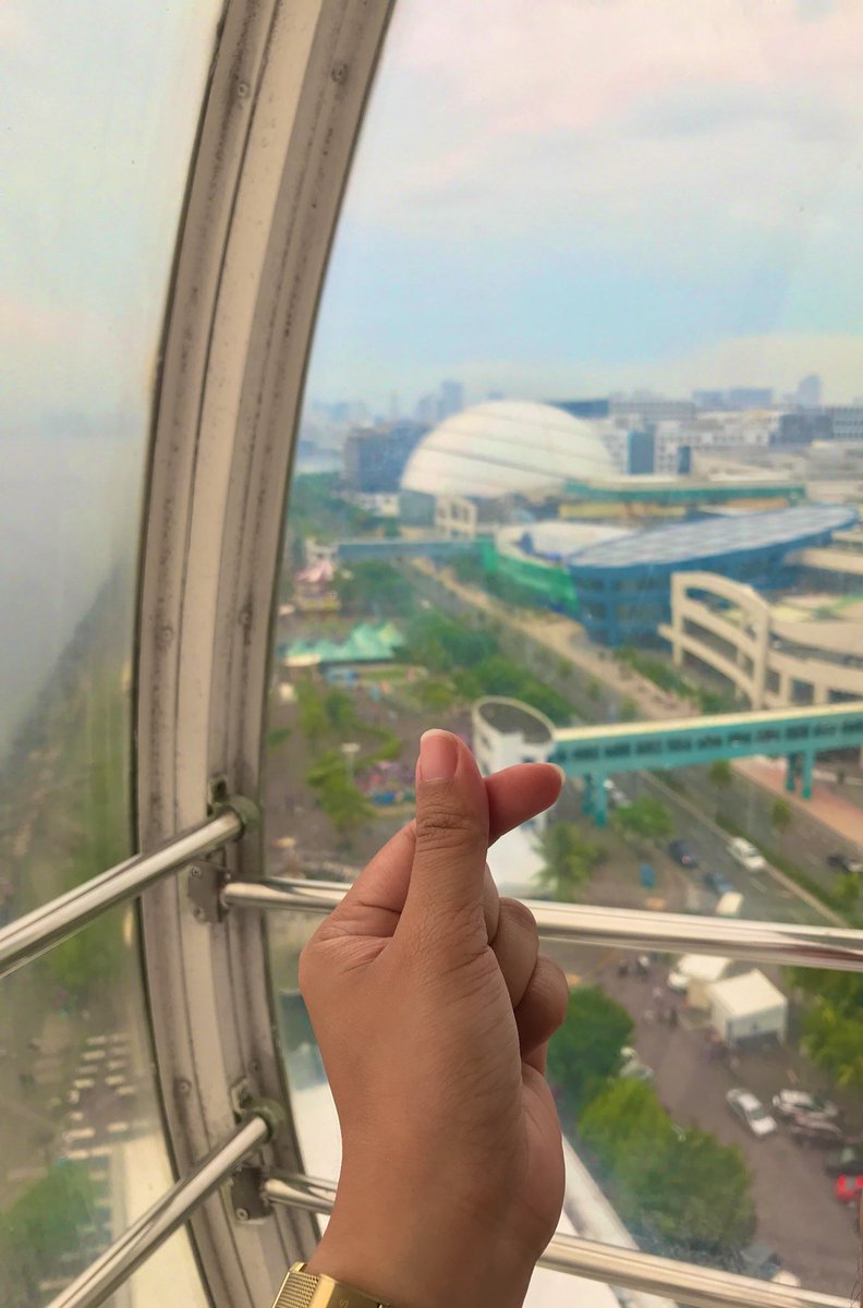 bluepinklemon's tweet photo. I never thought that someday , someone would love me too… 🤍
Be there through my ups and downs 🥲
That every time I looked up the sky 🌌,I would never be feel lonely again.. ☁️💕
Because I have you… 🥰 https://t.co/CWFZWlB17K