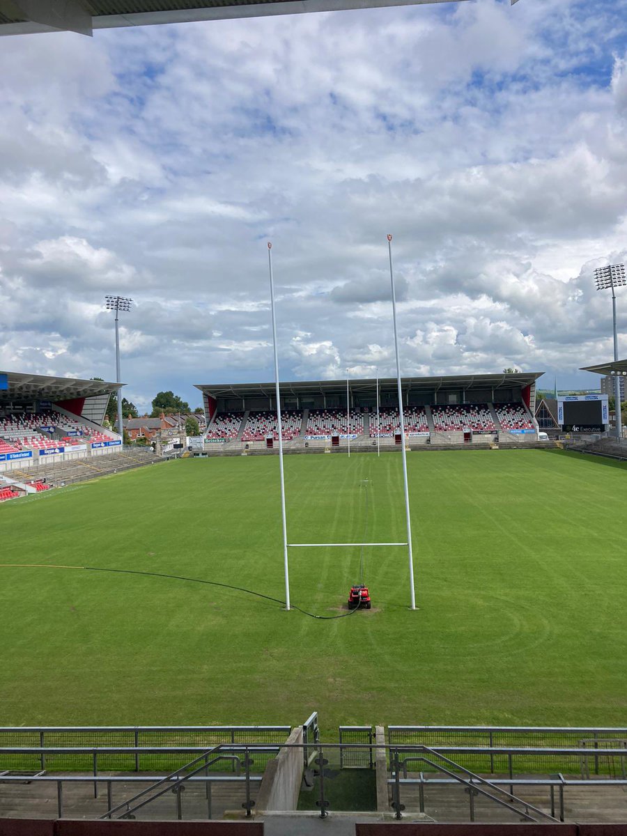 sconnor9's tweet photo. Great to spend a couple of days with @RugbyPlayersIRE sharing best practice and gaining new ideas in supporting players 🏏🏉

#PROMobility #CrossSportLearning https://t.co/ZG28LW01R5