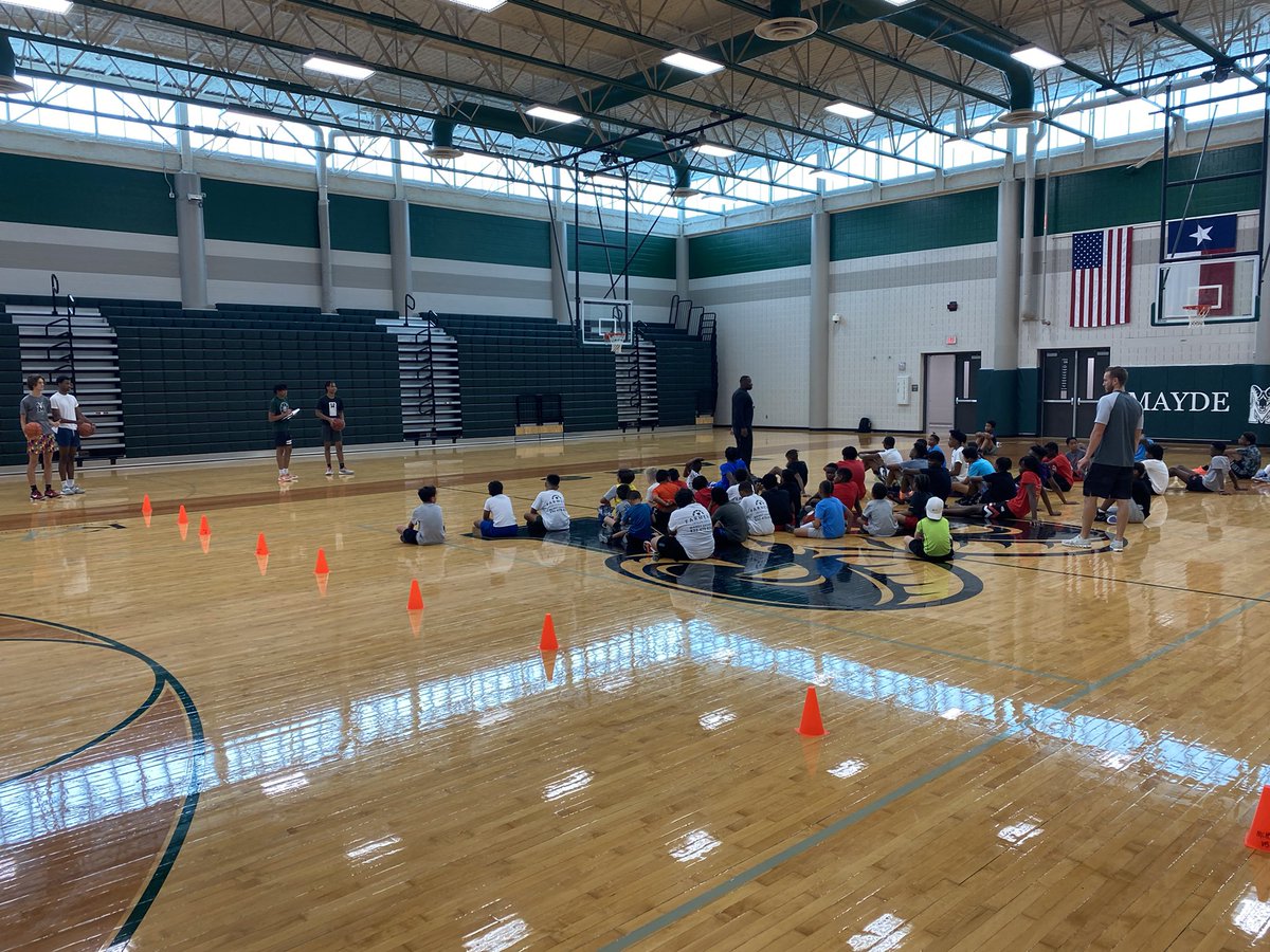 Coach_JBerry's tweet photo. https://t.co/D34hhTXHfy