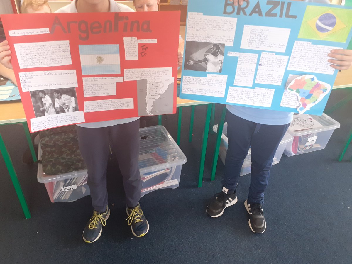 taghmonns's tweet photo. 5th class (end of year projects). https://t.co/6iCNEjA2B9