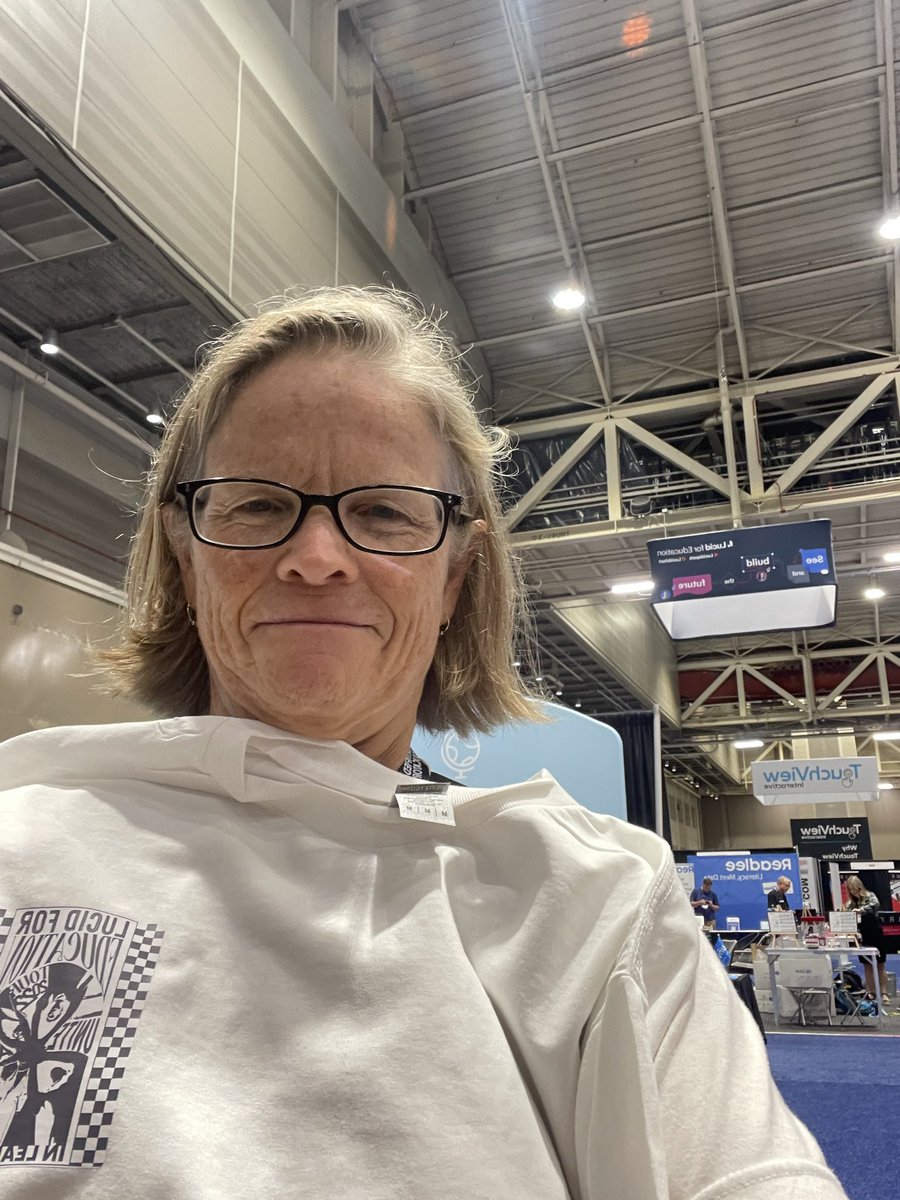 ruthmcook1's tweet photo. @Lucid4Edu looks so cool! Looking forward to giving it another go😀😀😀😀 https://t.co/4FKF3TPhPO