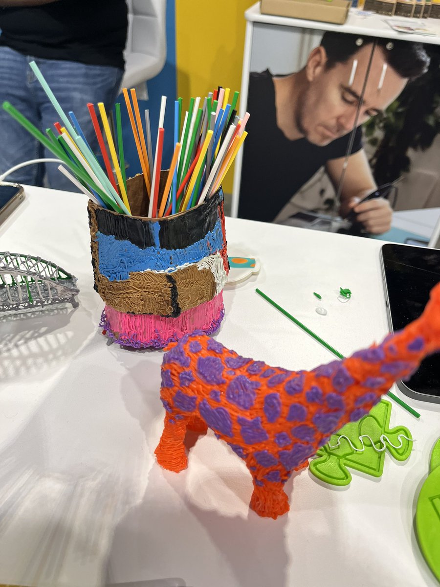 MsPhippste's tweet photo. Thank you @3Doodler for my name ring made with the Doodler pen.  Great for engineering classes and tactile leaners!! #ISTELive2022 https://t.co/2HlcE43rdS