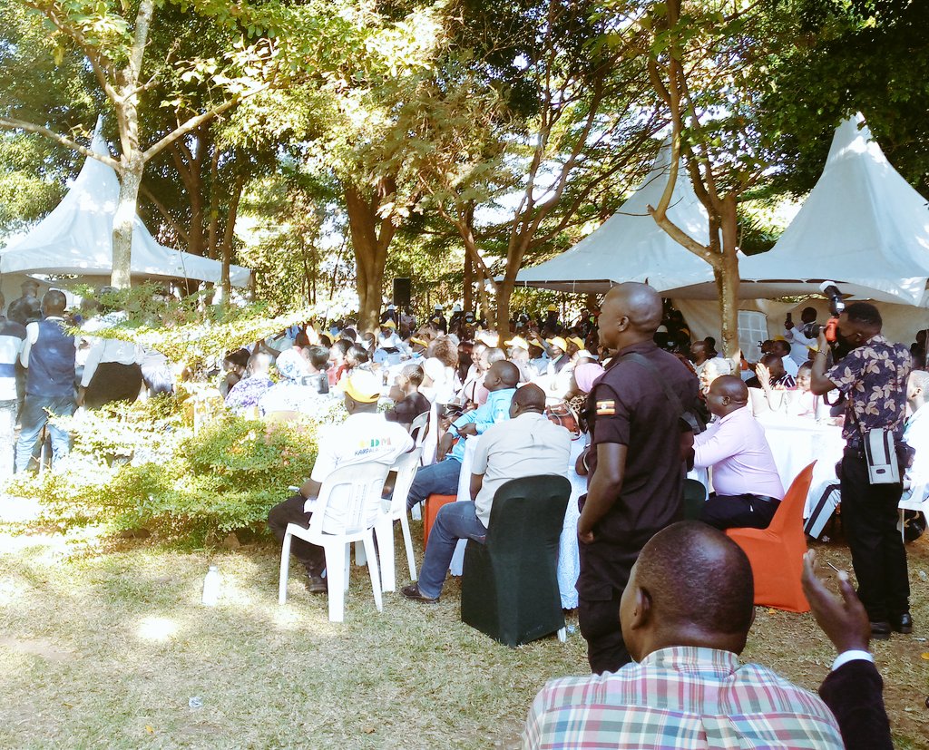 KampalaPdm's tweet photo. KAMPALA NAKAWA DIVISION: @RobinahNabbanja Asked The Delegates To Get Involved In All The PDM Activities. Sighted The Importance Of Data Collection In Stream Lining Of The  The Beneficiaries In The Parish Development Model https://t.co/PZHnooNu9N