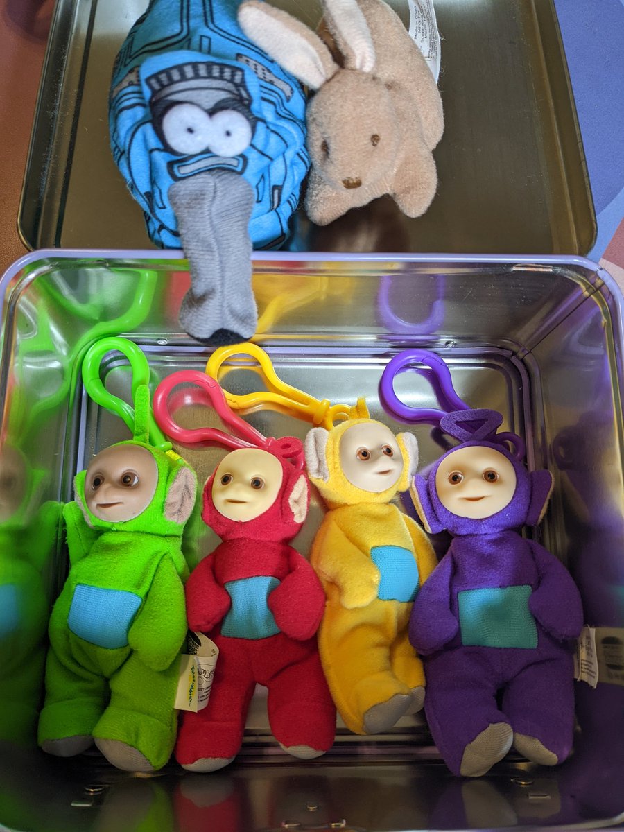 TheArtCardBox's tweet photo. Found an old  #TREASURE in a box. Where did the time go?
#Colors
#bunny 
#HappyMeal 
#oldtoys https://t.co/UabY9o1Ca5