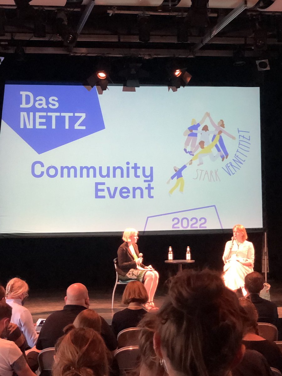 RAA Sachsen e.V. (@raasachsen) on Twitter photo Heute beim #ce22 von @Das_NETTZ mit <a href="/lisapaus/">Lisa Paus, MdB</a>: Zivilgesellschaft muss laut sein, um Politik auf Problemstellen hinzuweisen Heute beim #ce22 von @Das_NETTZ mit <a href="/lisapaus/">Lisa Paus, MdB</a>: Zivilgesellschaft muss laut sein, um Politik auf Problemstellen hinzuweisen