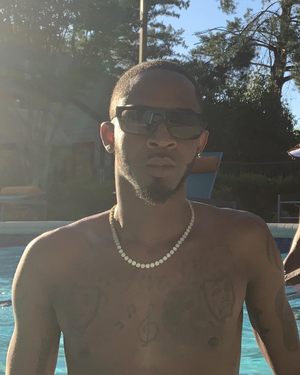 LoadedLosx's tweet photo. You gone sink🤿 or you gone swim?🏊🏾‍♂️ https://t.co/OZhYN0fweA