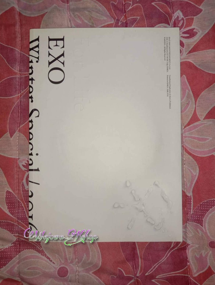CisTransKshopPH's tweet photo. Complete inclus except poster 350 (chanyeol pc) 
1 pc. DMUMT allegro
2pcs. DMUMT moderato
1pc. The war: the power of music
1 pcs. Exo winter special (for life)
2 pcs. Universe winter special 2017
1 pc. Kokobop regular B https://t.co/CaTUqewiLV