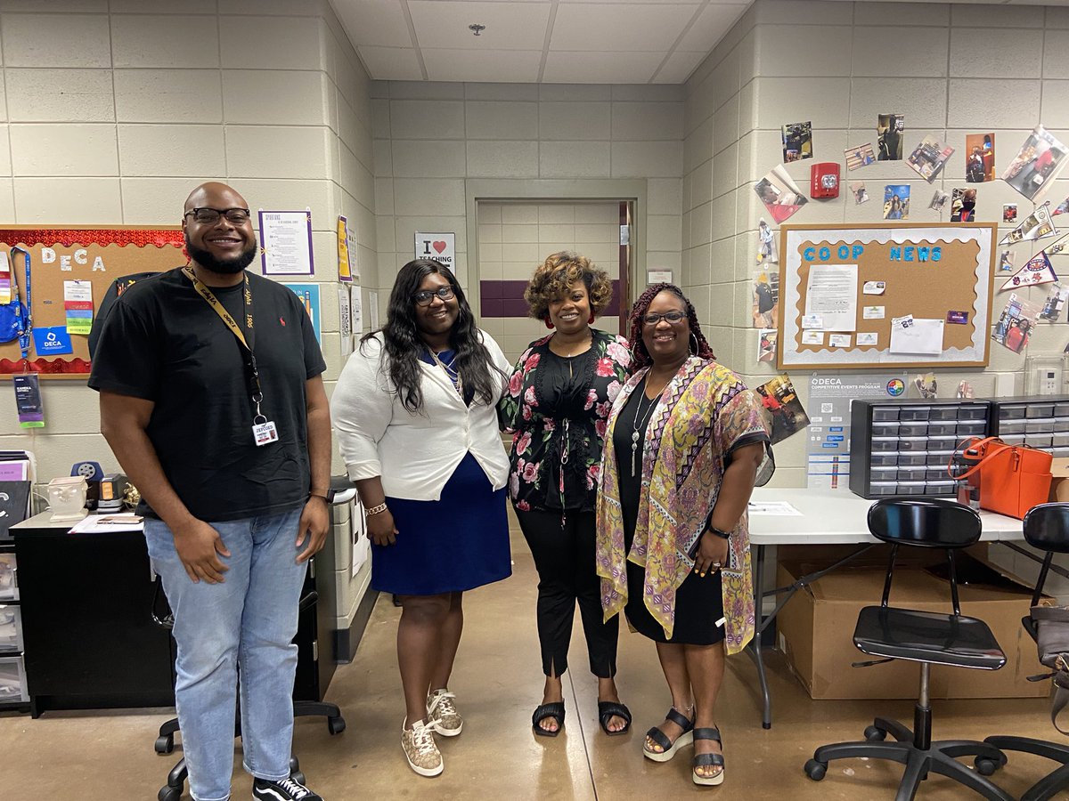 Penny Ford tweet media