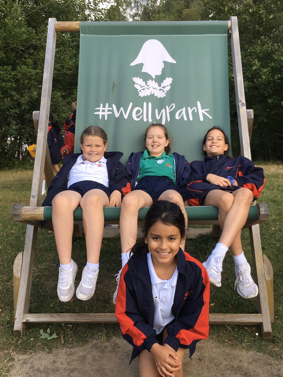 YMS_Year3's tweet photo. Year 3 Trip To Wellington - fun in the sun! https://t.co/X9hQatHWVa