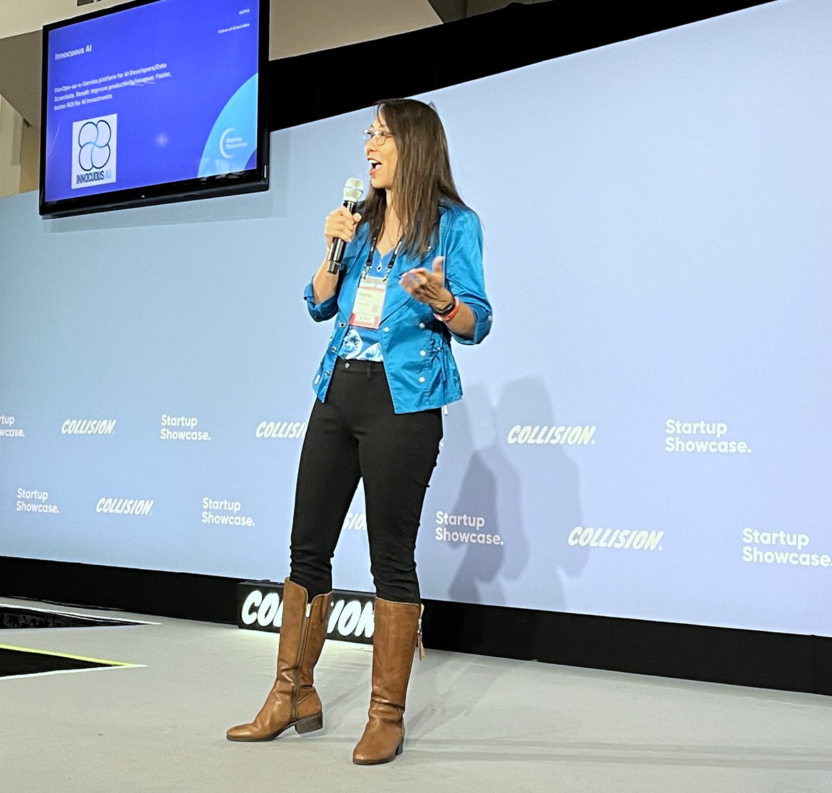ReginaJaslow's tweet photo. After so many Zoom pitches, finally an in-person pitch on-stage at @CollisionHQ during #startup showcase about our #devops platform enhancing productivity for the #dataScientist building #AI products https://t.co/sZb1aTCNbQ
