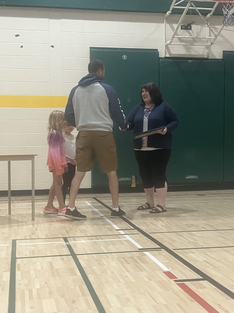 Honoured to present Louri Snider <a href="/BaseballforDad1/">Baseball for Dad</a> with the <a href="/OPSBA/">OPSBA</a> Achievement Award for her outstanding volunteering and initiatives that she provides to not only our school but many other <a href="/LimestoneDSB/">Limestone District School Board</a> schools. Thank you for all that you do Louri!