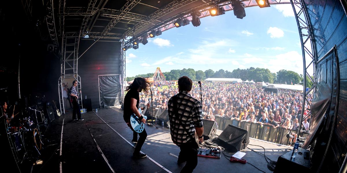 visitpreston's tweet photo. Think you're too late to get #Rockprest tickets for this weekend (2 & 3 July)?
Think again...
There's still a few tickets left⬇️
https://t.co/lsfTJZVIrQ
Guarantee great music from tribute acts✔️🎶🎸
Guarantee you a great time✔️🥳
Guarantee great weather? Not so much✖️☂️ https://t.co/cAsC38khBh