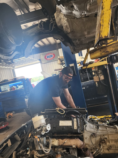 CareerCcac's tweet photo. CCAC Alumni Career Spotlight: Daniel Meyers graduated in 2020 from the ASEP/ASSET/CAP Manufacturer Automotive Technology Program at the CCAC West Hills Center. Congratulations Daniel! Learn more about Daniel's journey and other CCAC Alumni at https://t.co/7KEIUjpuxb https://t.co/OVn2k5slCa